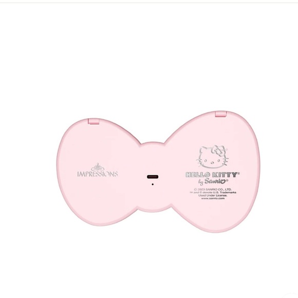 Hello Kitty® Bow shaped LED pink Compact Mirror new - Picture 6 of 8